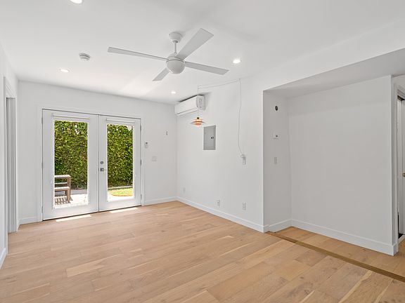 4th image of 229 Joy St