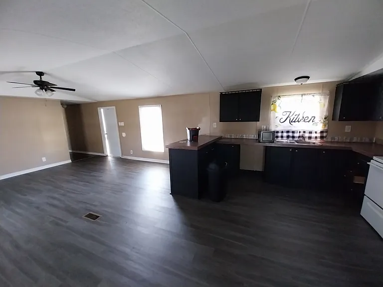 Sunset Ridge MHC — Photo 22