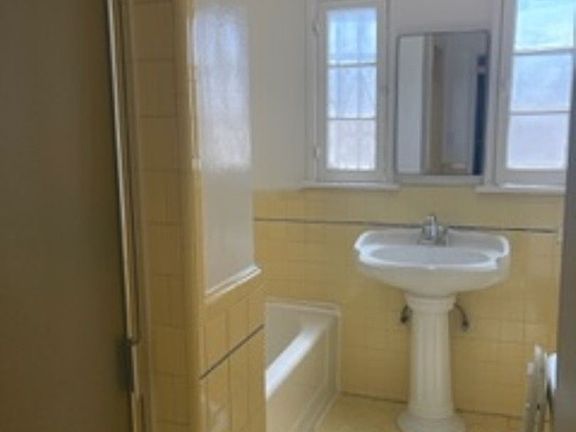 4th image of 7006 Beverly Blvd #7004