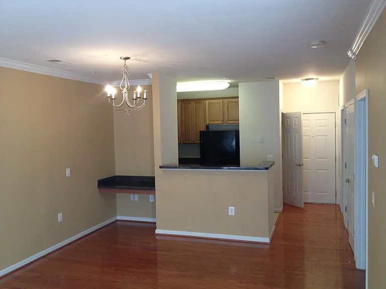 3810 Lightfoot St — Photo 5