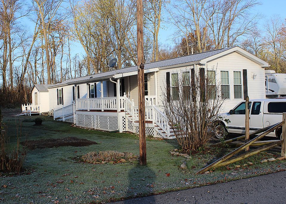 1st image of 147 Woodside St