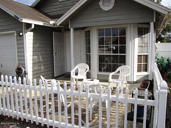 3rd image of 8800 Townsquare Dr S