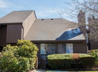 53 Kingsberry Dr, Somerset, NJ 08873