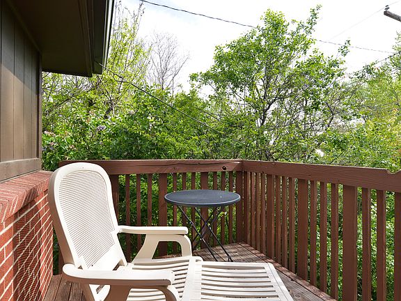 4th image of 660 Cody Ct