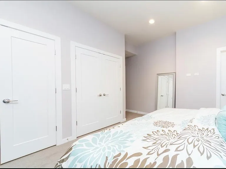 2424 W Fillmore St #1 — Photo 13