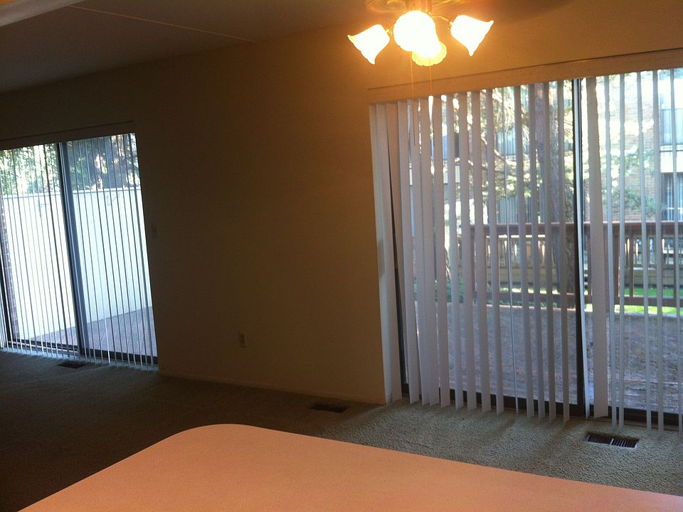 2nd image of 18270 University Park Dr