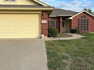 7828 Mallard Ln, Watauga, TX 76148