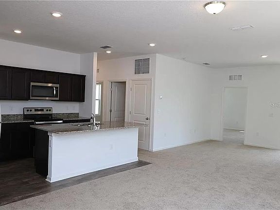 4th image of 5816 Bullock Pl