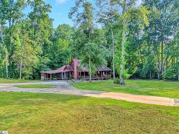 5th image of 346 Shenandoah Dr