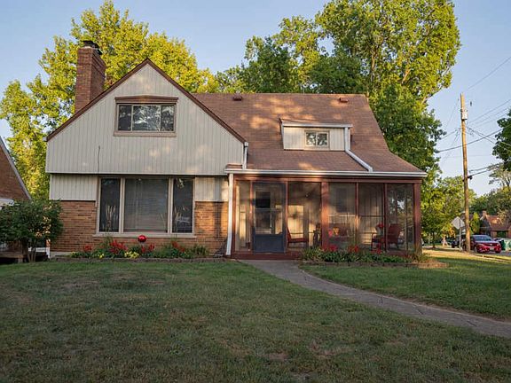 2nd image of 3784 Aikenside Ave
