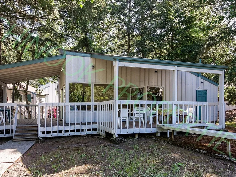 2145 Hawkins Ln — Photo 24