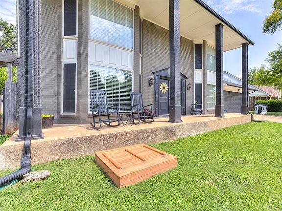 2nd image of 2713 Winding Creek Cir