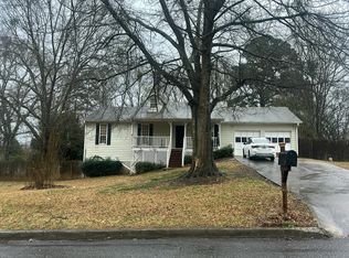 102 Black Oak Ct, Stockbridge, GA 30281