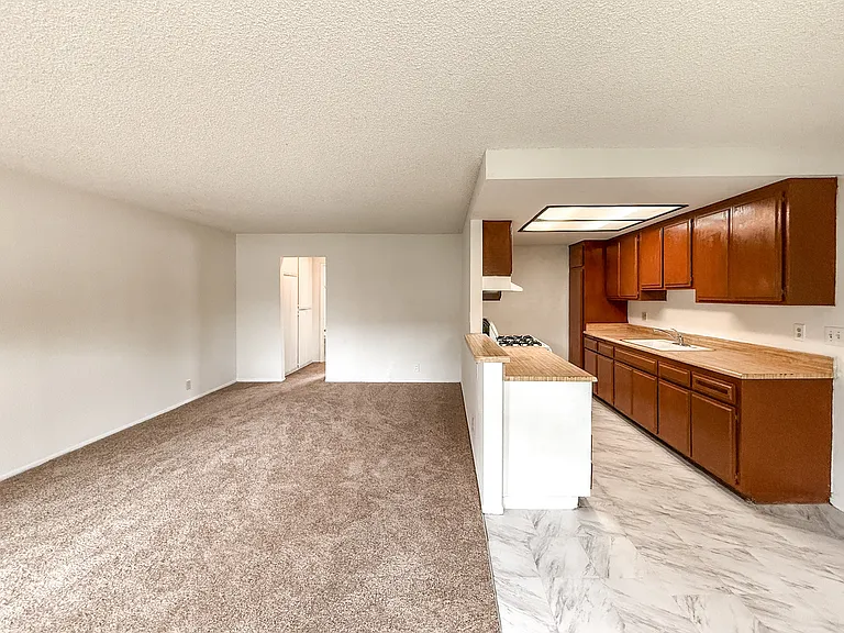 1629 W Ball Rd #7 — Photo 2