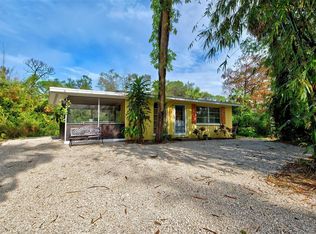 568 Artists Ave, Englewood, FL 34223