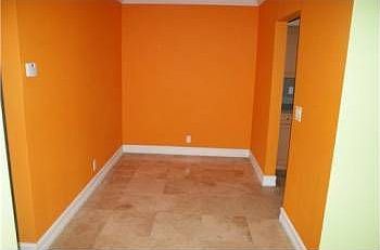4th image of 3007 N Andrews Ave #6-1