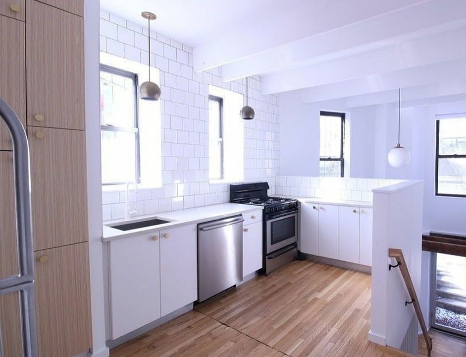 1st image of 495 Dean St #1LR