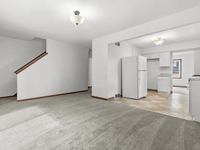11208 W Forest Home Ave #11210 — Photo 5