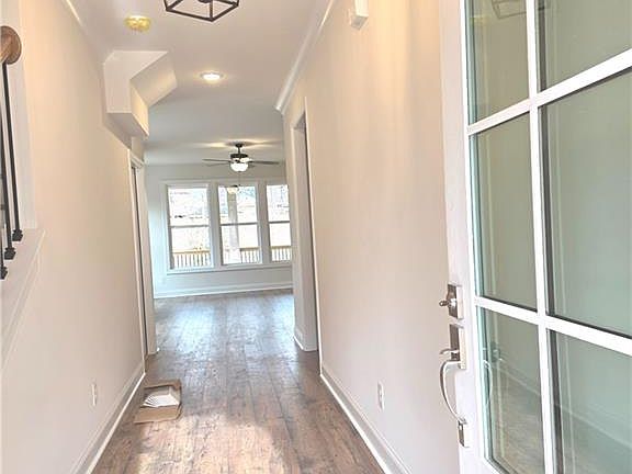 3rd image of 120 Poplar St