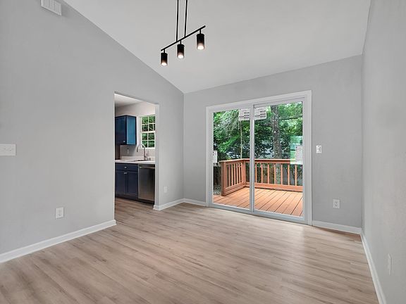 5th image of 1463 Idlewild Dr