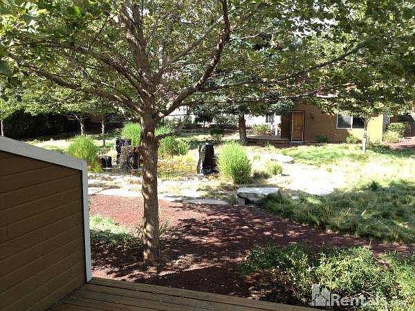 2nd image of 718 E Lenz St