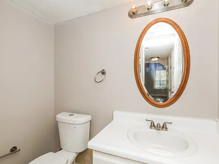 10207 Carmine Dr — Photo 16