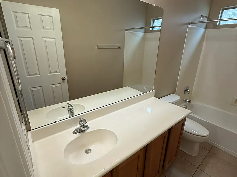 885 W Calle Muro Fuerte — Photo 12