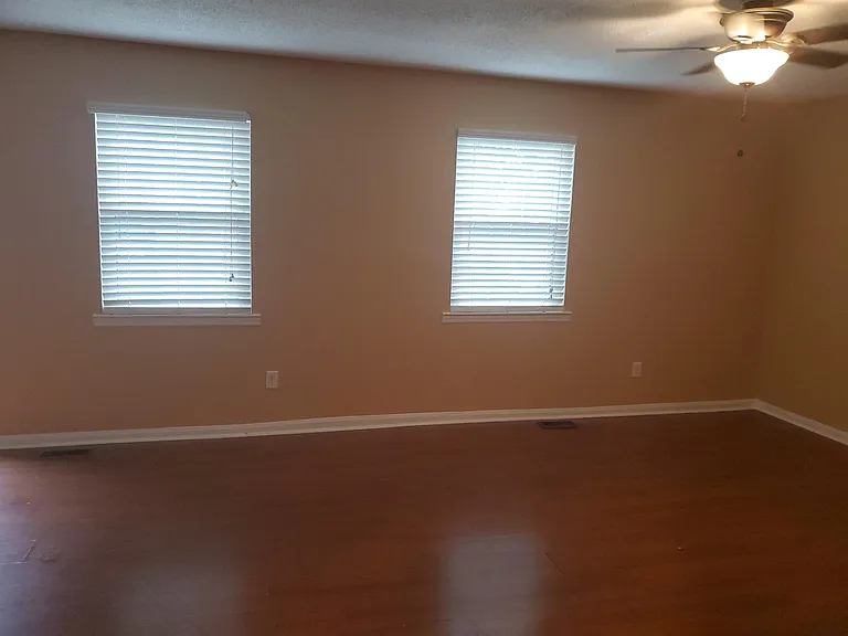 6354 Shannon Pkwy #8D — Photo 4