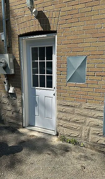 15 Chelsea Rd #BASEMENT — Photo 2