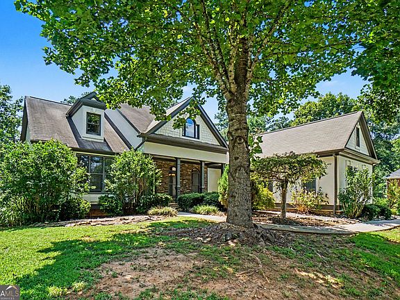 2nd image of 2784 Lost Lakes Dr