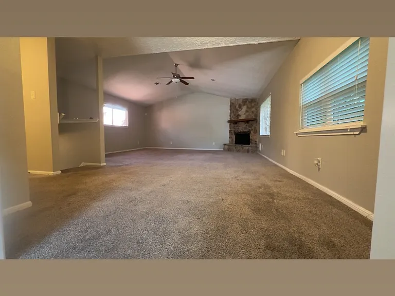 Marble Falls Dr — Photo 4