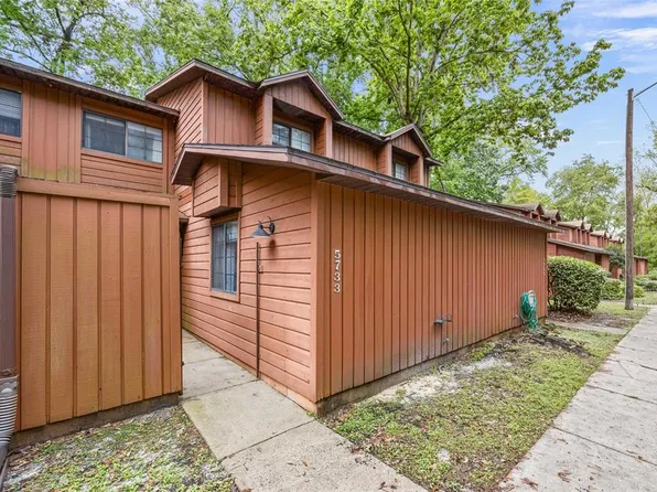 5733 SW 10th Pl, Gainesville, FL 32607