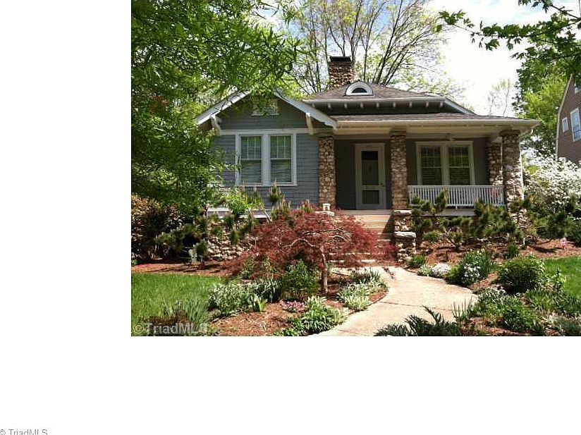 1st image of 219 N Park Dr