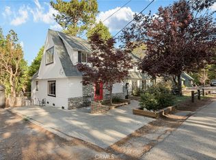 230 Hemlock Dr, Lake Arrowhead, CA 92352