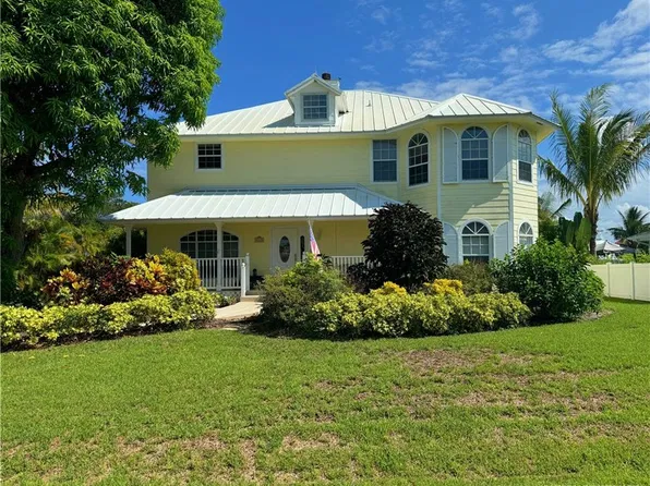 4225 SE Centerboard Ln, Stuart, FL 34997