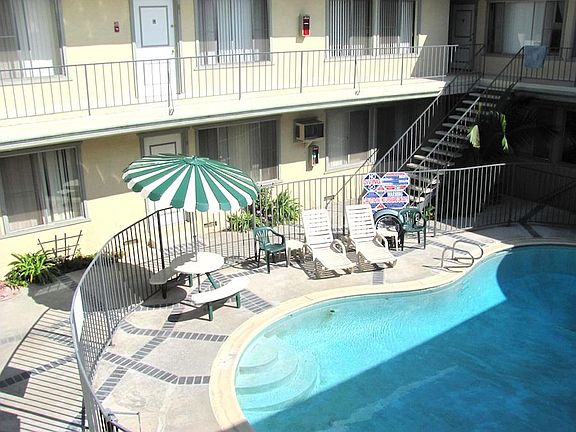 4th image of 3722 Bagley Ave APT 24