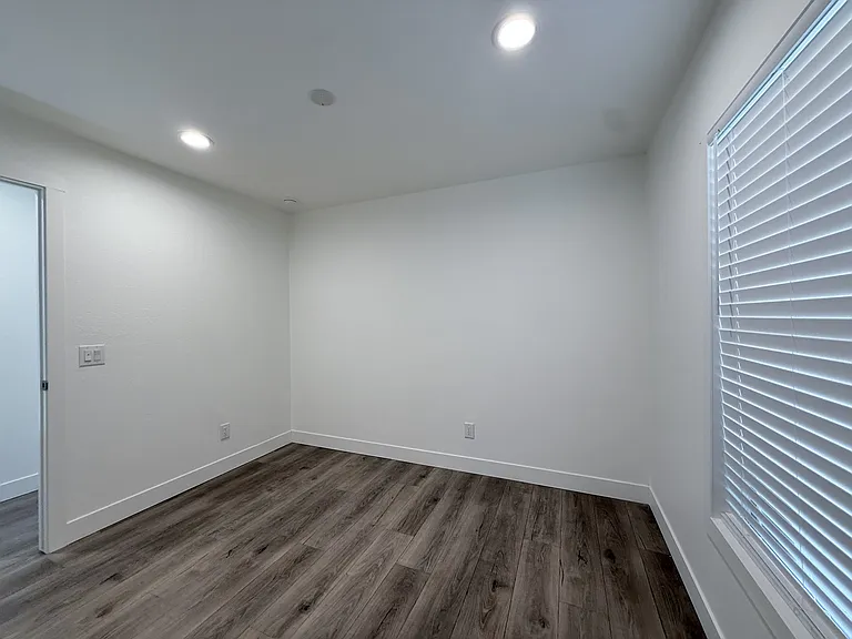 2060 N Center St #34 — Photo 15