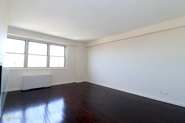 Sold by Kian Realty | media 27