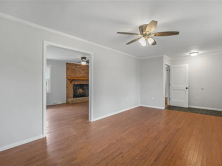 313 Rhodehaven Dr — Photo 40
