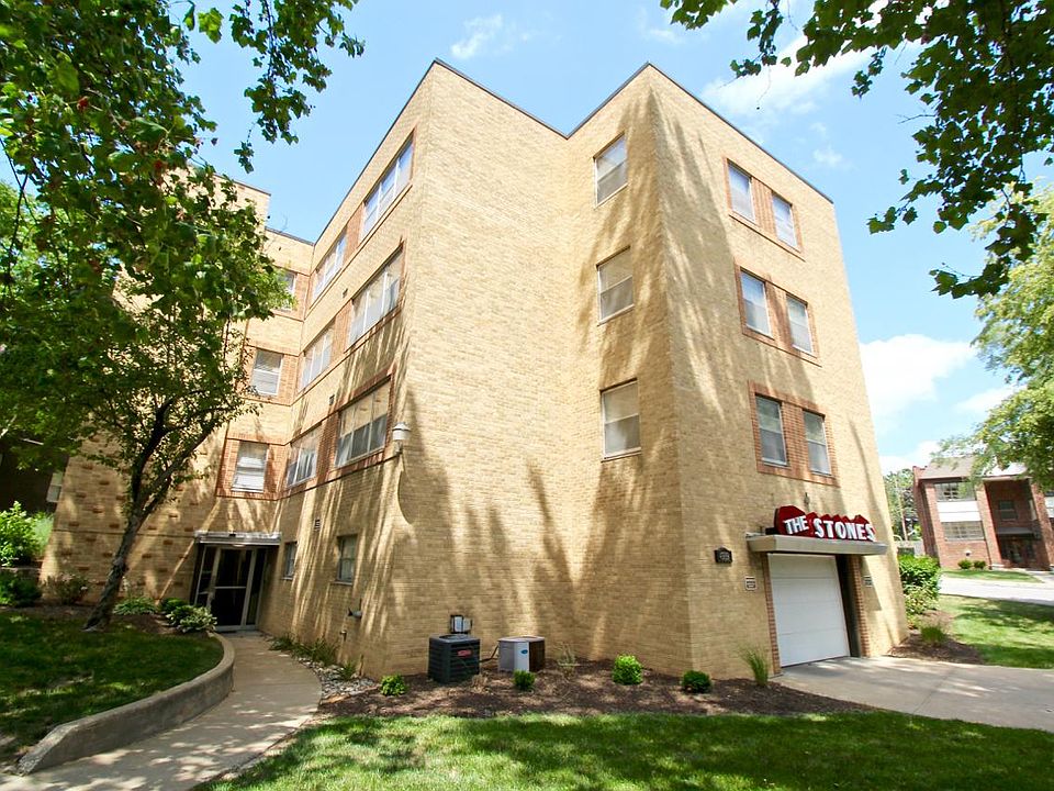 1st image of 4339 Roanoke Pkwy #12