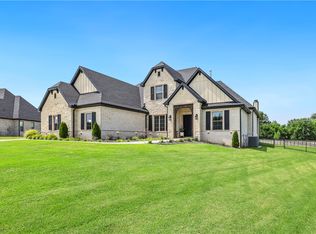 1760 W End Ave, Centerton, AR 72719