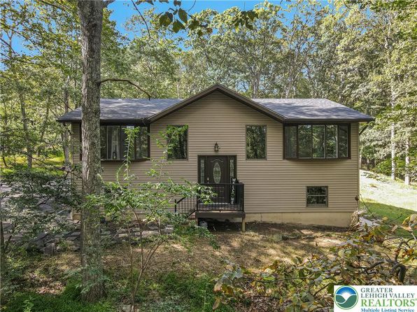 115 White Oak Ct