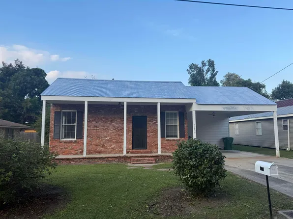 57830 Trosclair St, Plaquemine, LA 70764