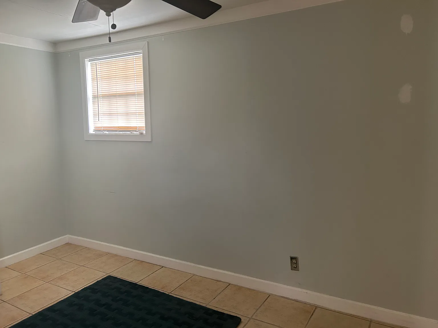 1 bed, 1000 sqft, $1,375 — Photo 3