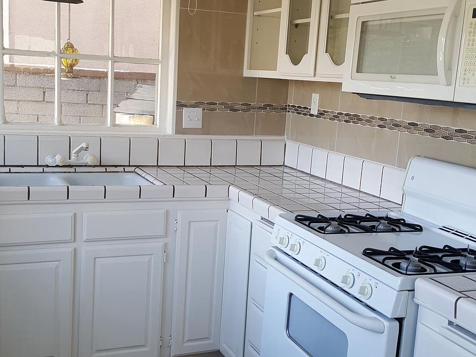 sunny gourmet kitchen