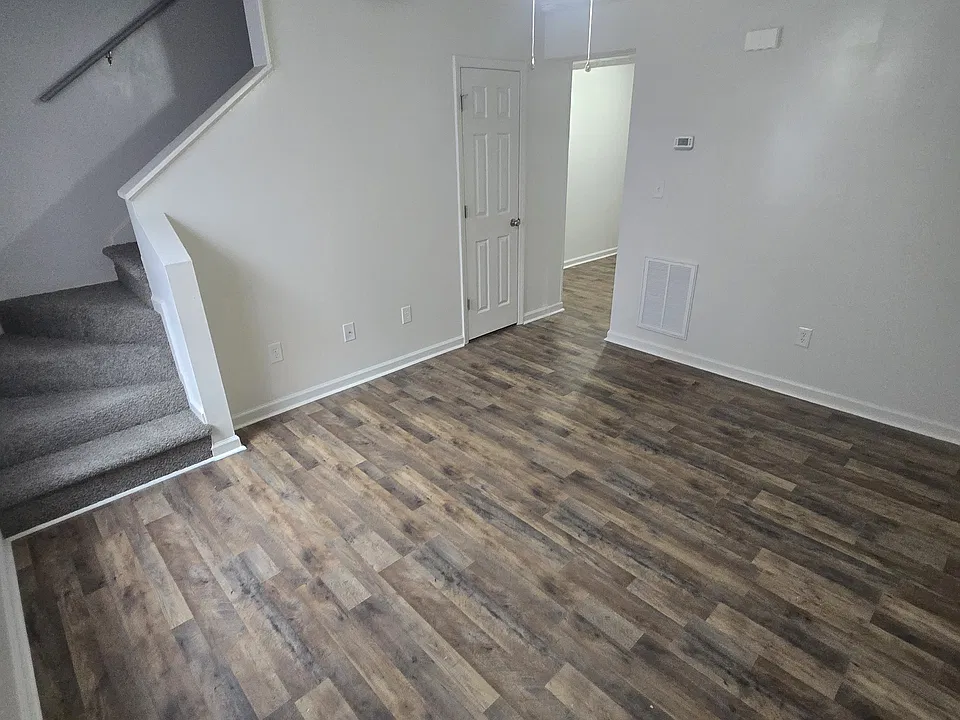 702 3rd Ave