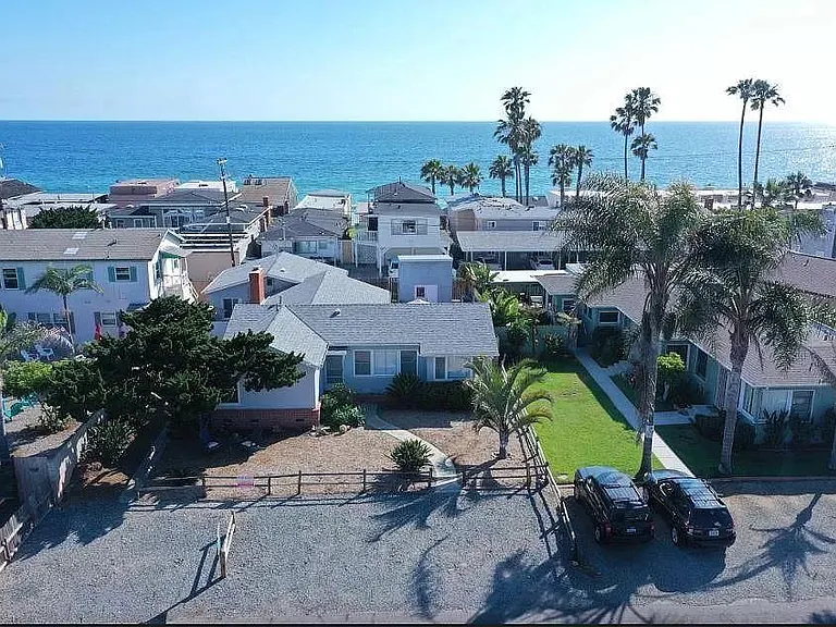 3rd home from Buccaneer Beach and Park