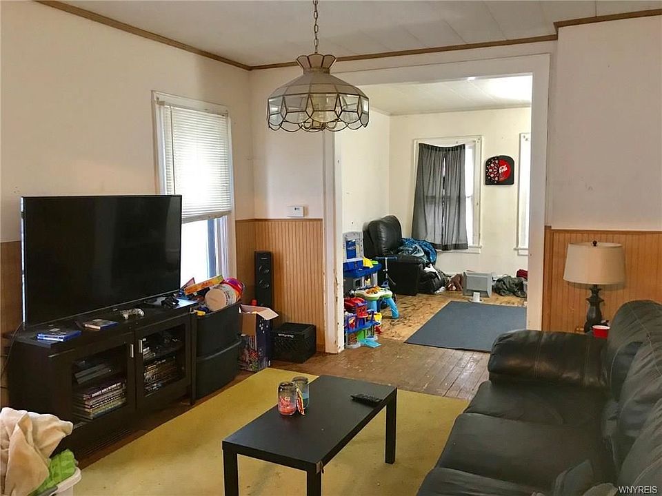 2nd image of 86 Briggs Ave