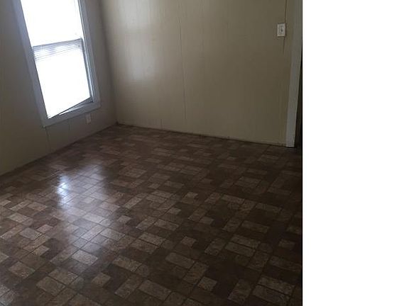 4th image of 5919 Southern Ave