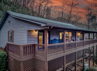 54 Ivy Ridge Cir, Sylva, NC 28779